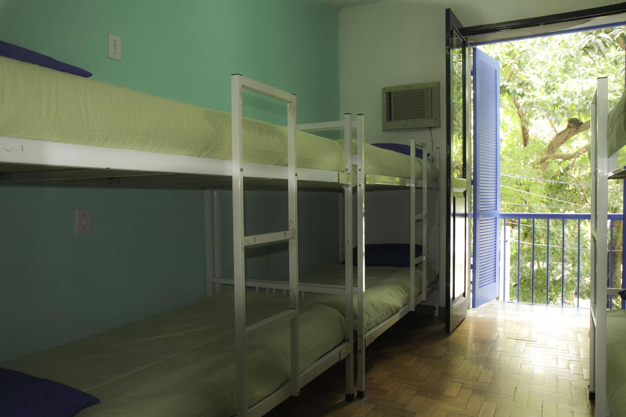 Vila Carioca Hostel