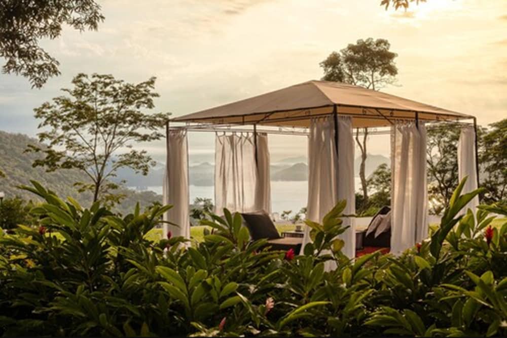 Vila Santa Teresa Hotel & Spa