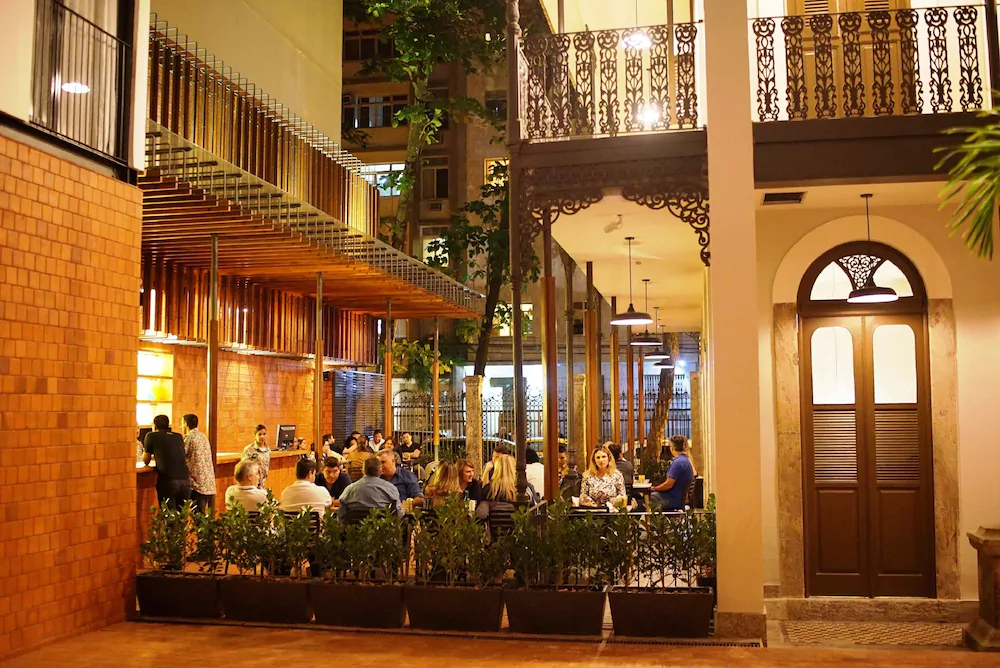 Villa 25 Hostel & Suites