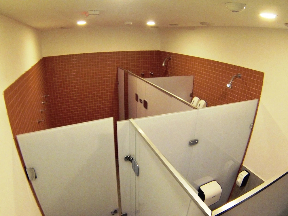 Villa 25 Hostel & Suites