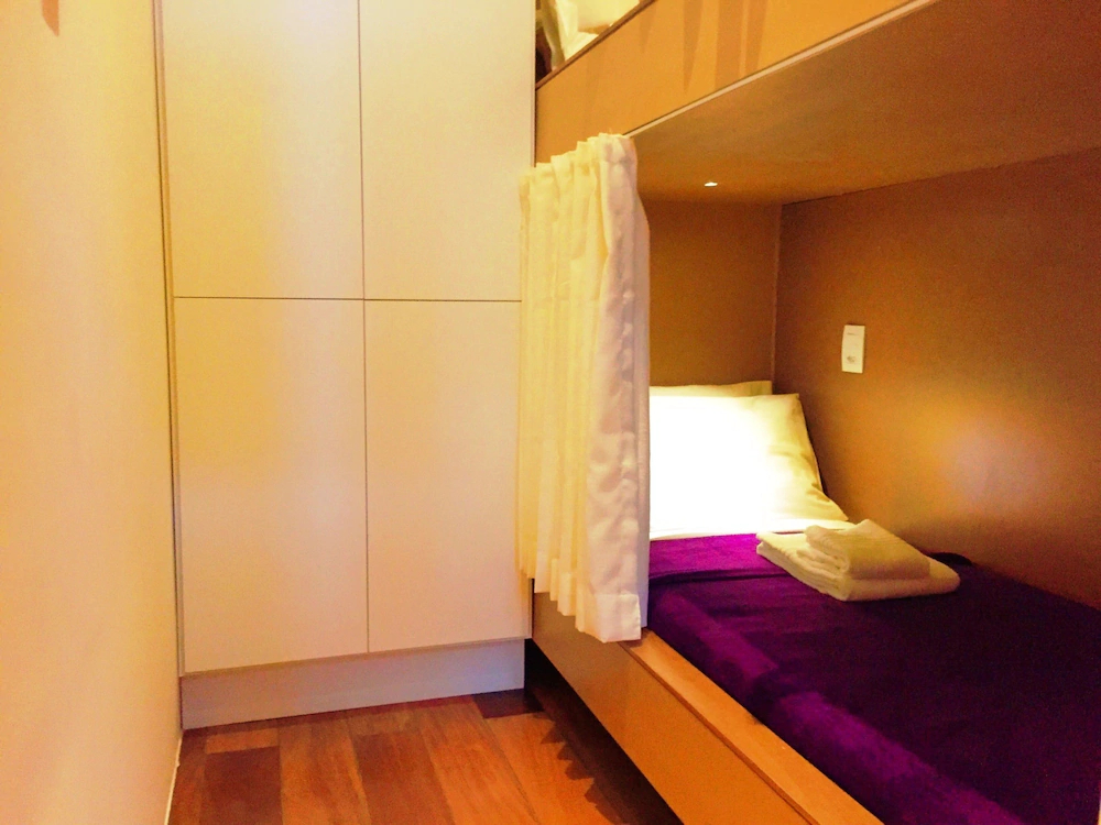 Villa 25 Hostel & Suites