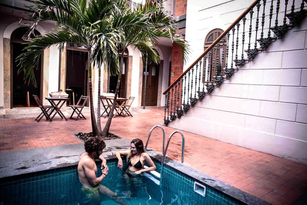 Villa 25 Hostel & Suites