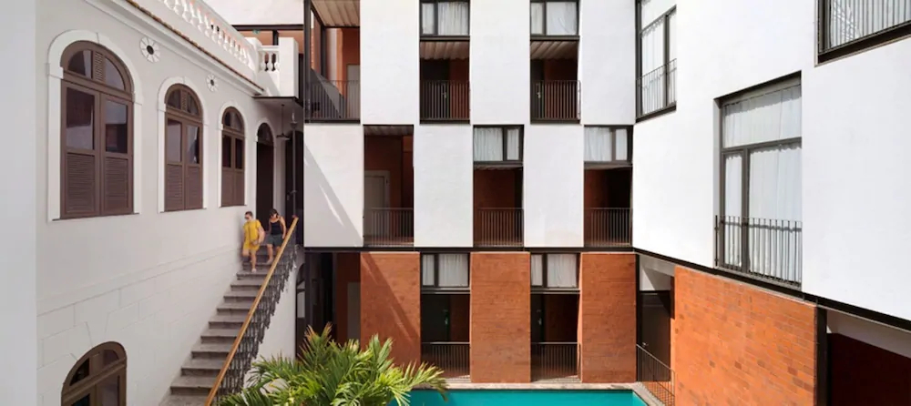 Villa 25 Hostel & Suites