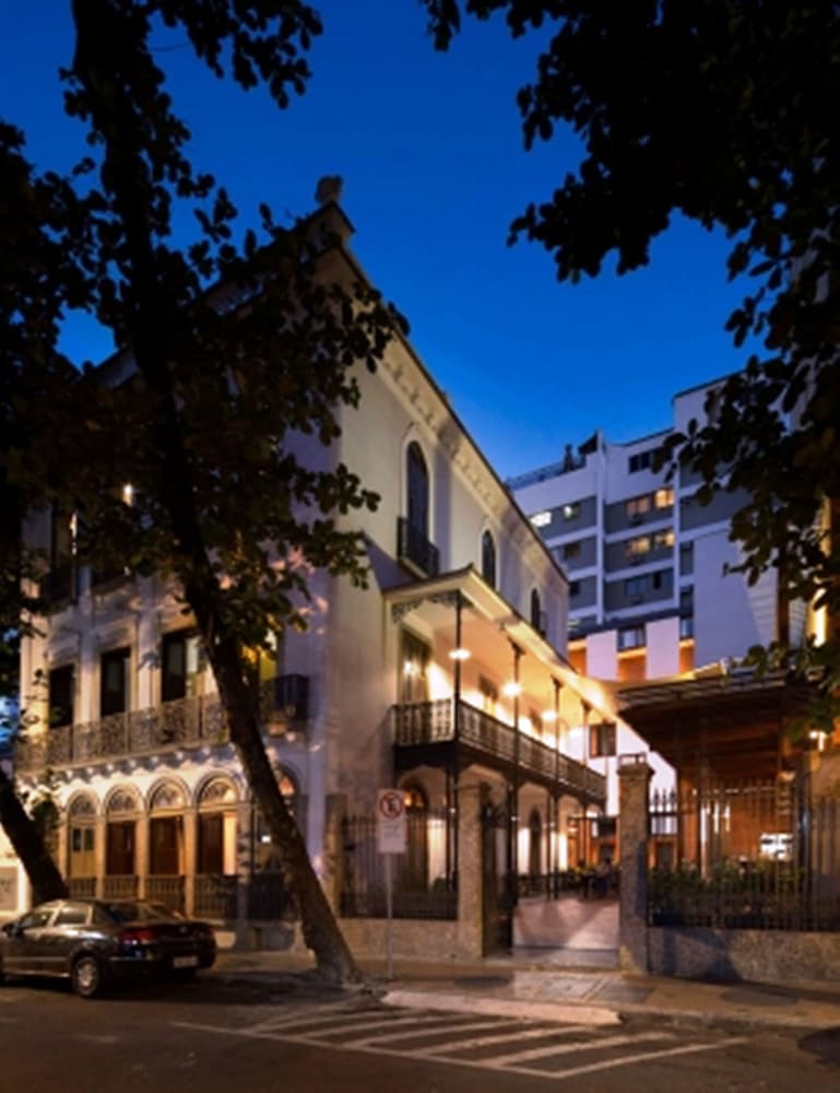 Villa 25 Hostel & Suites