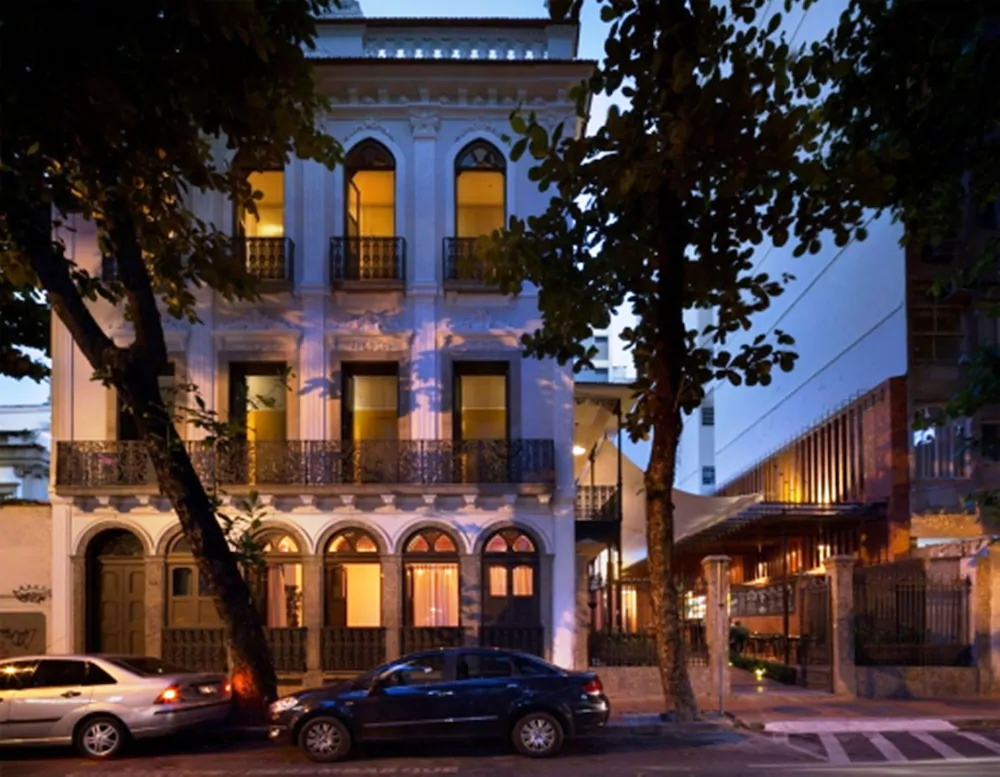 Villa 25 Hostel & Suites