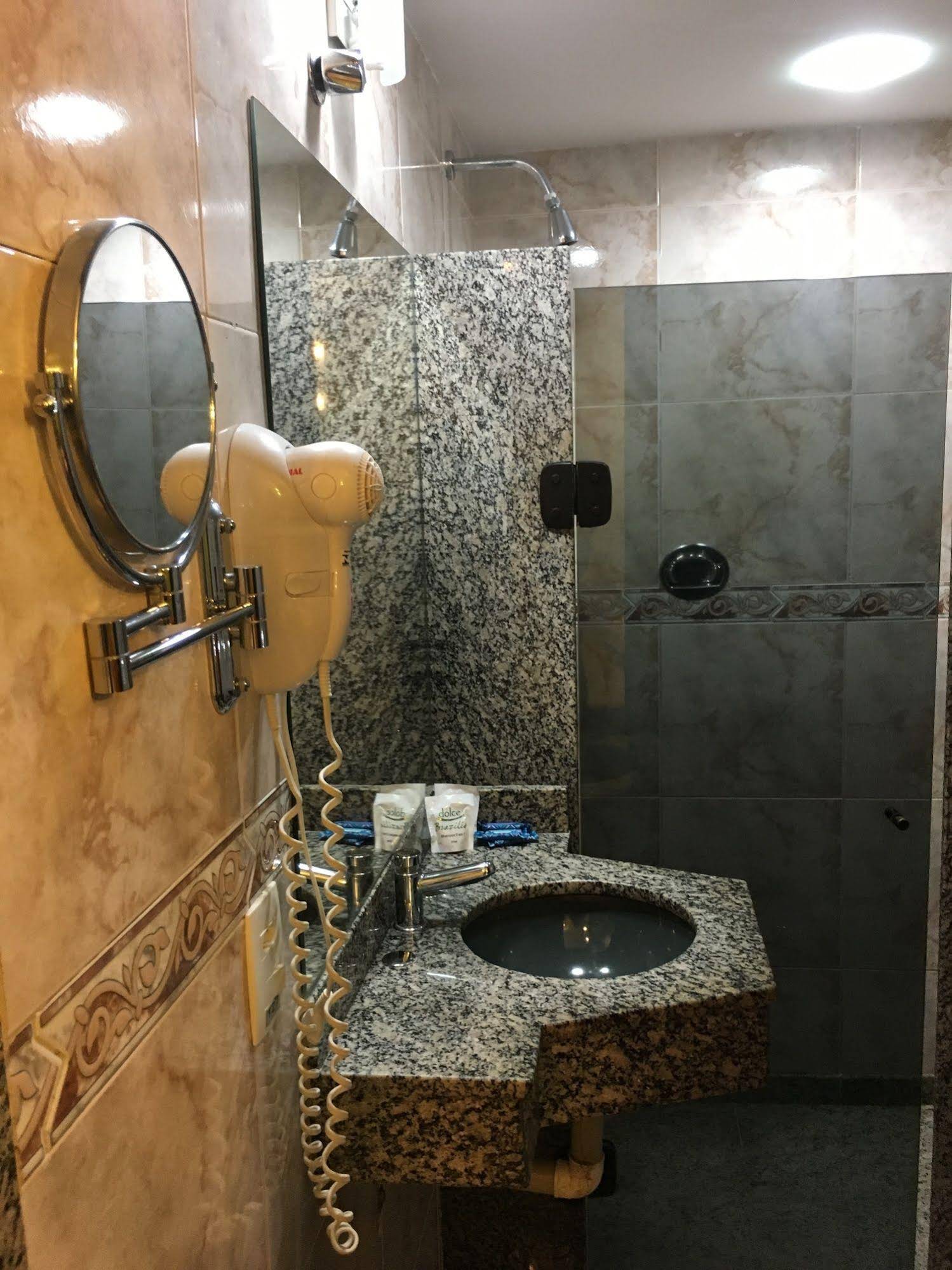 Villa Rica Hotel