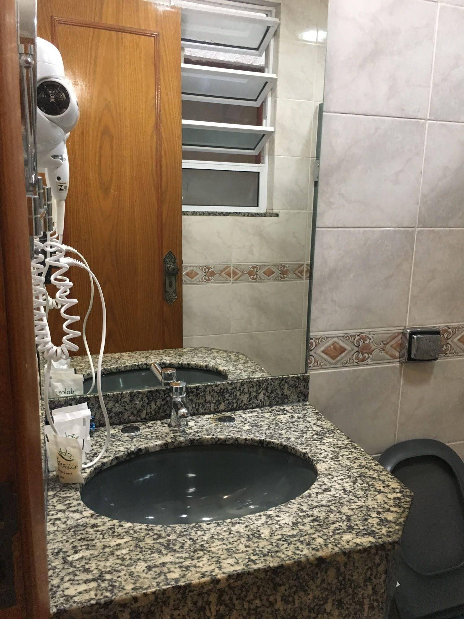 Villa Rica Hotel