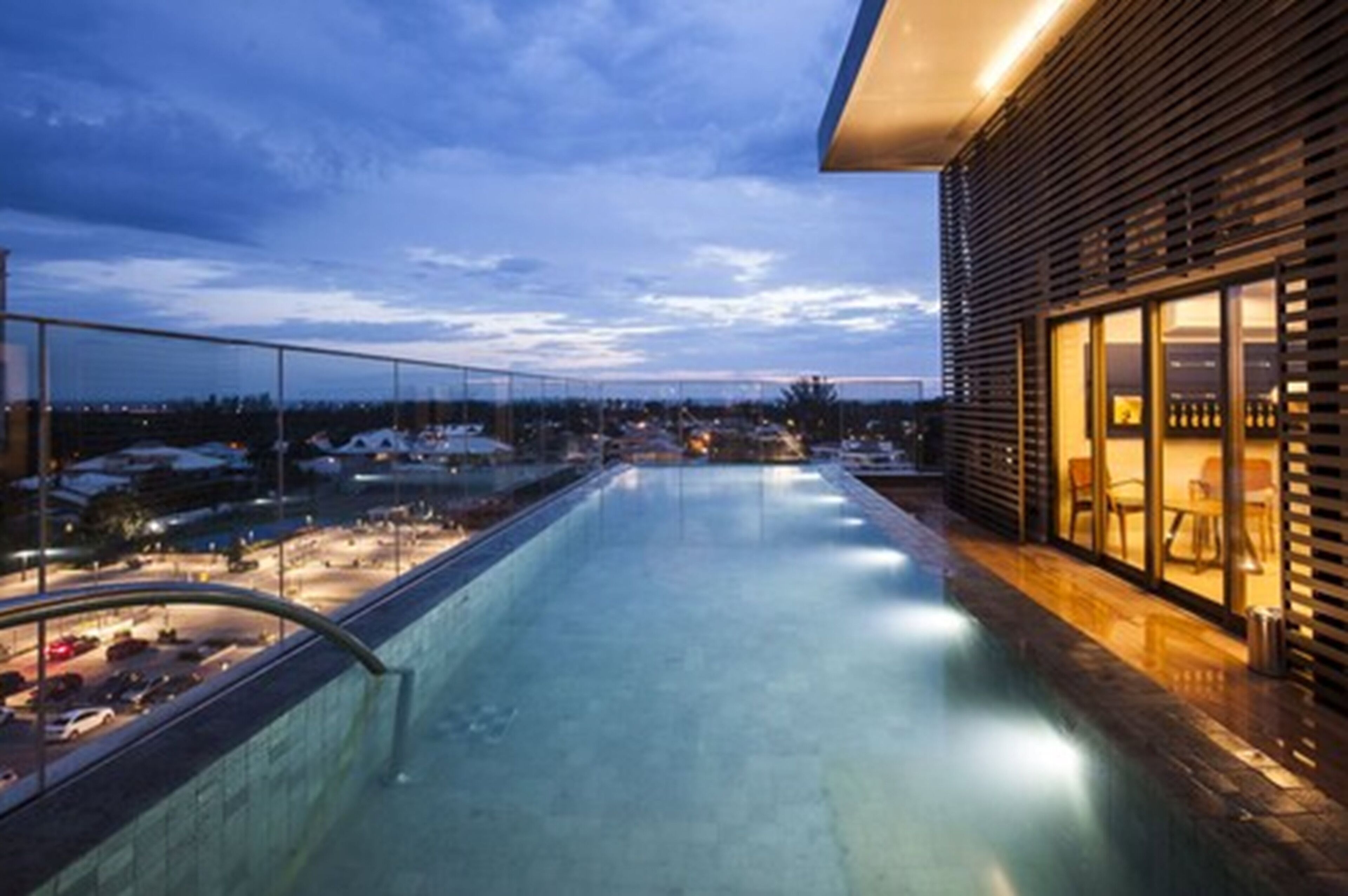 Vogue Square Fashion Hotel by Lenny Niemeyer
