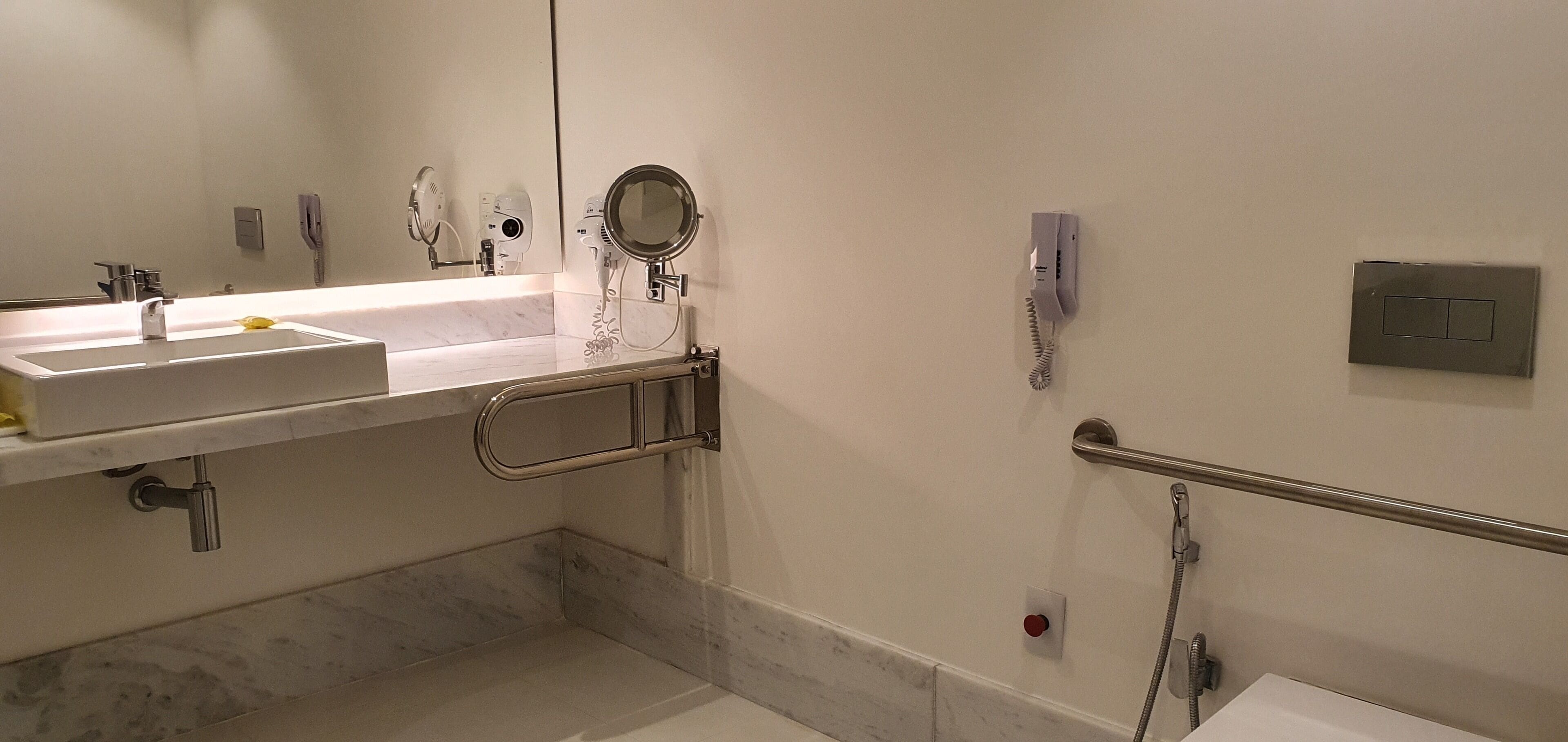 Vogue Square Fashion Hotel by Lenny Niemeyer