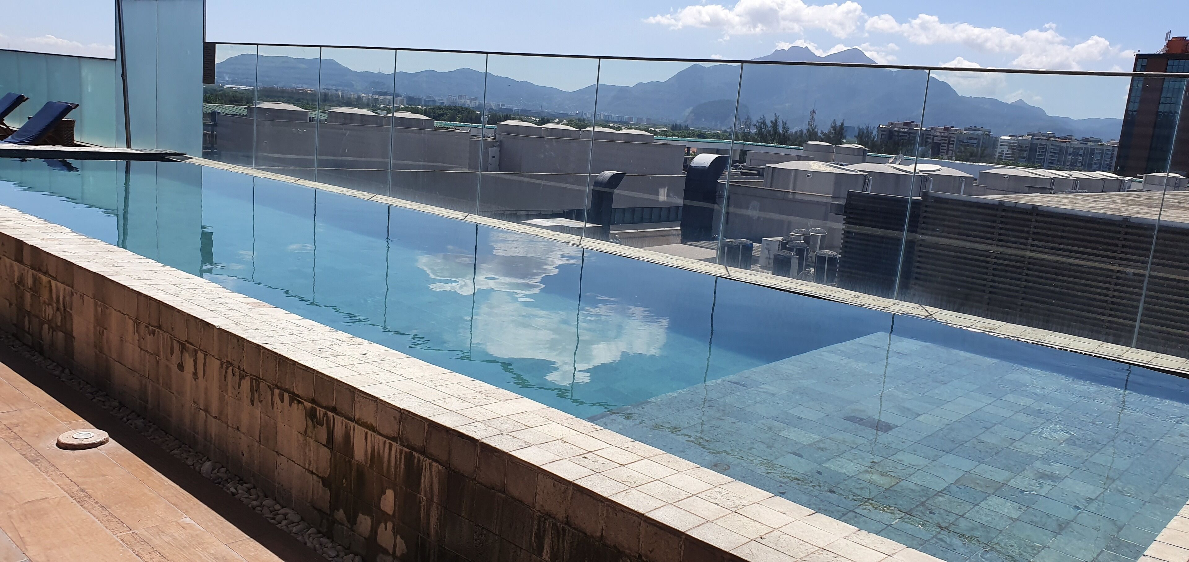 Vogue Square Fashion Hotel by Lenny Niemeyer