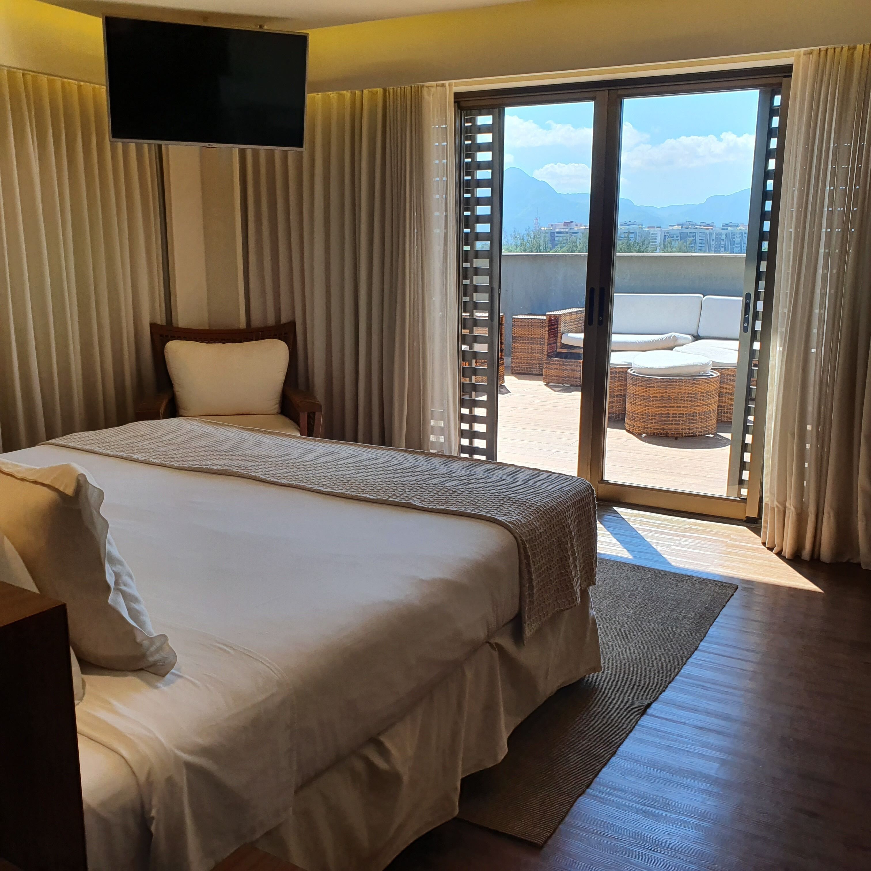 Vogue Square Fashion Hotel by Lenny Niemeyer
