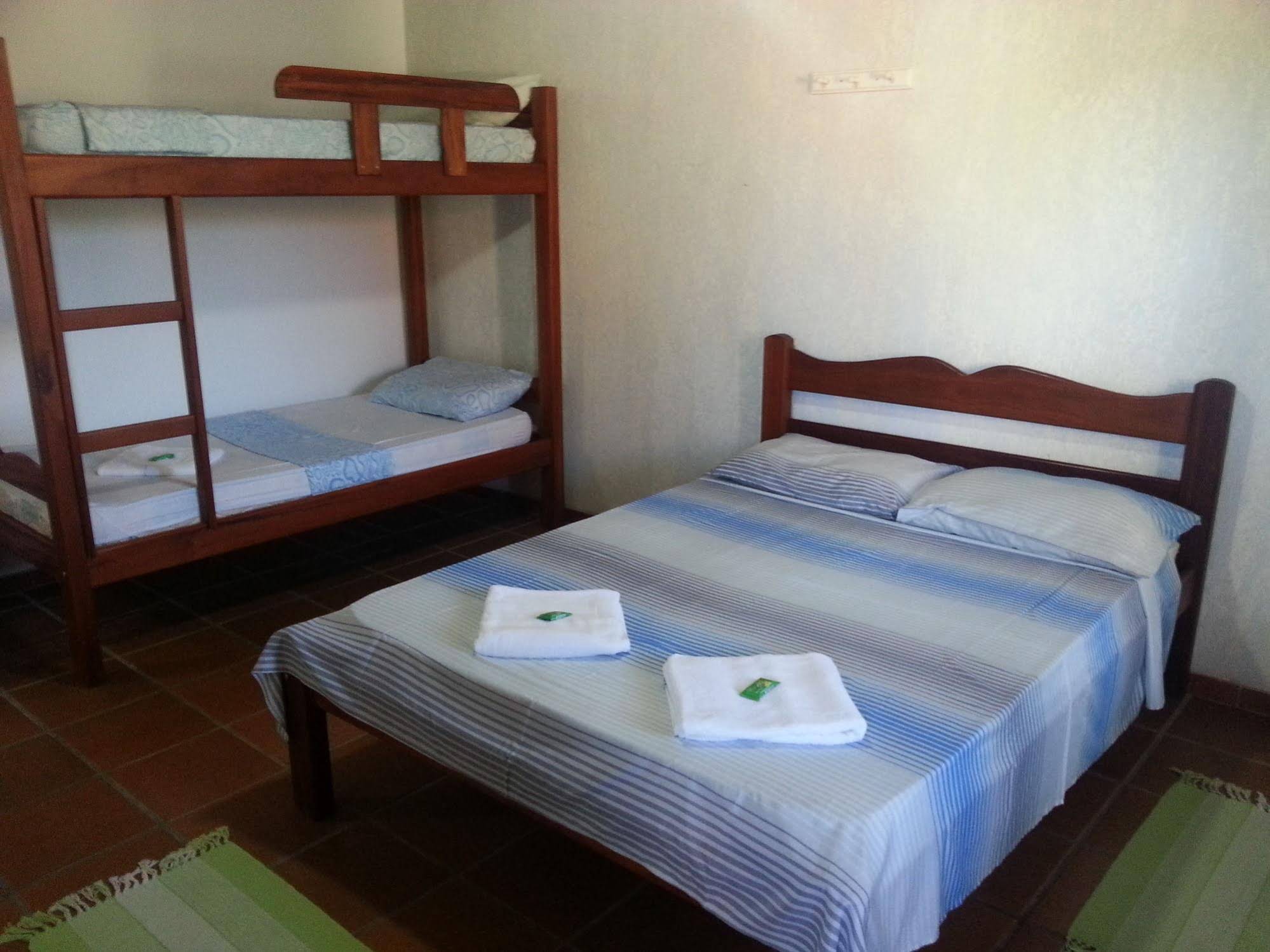 Itaúna Hostel