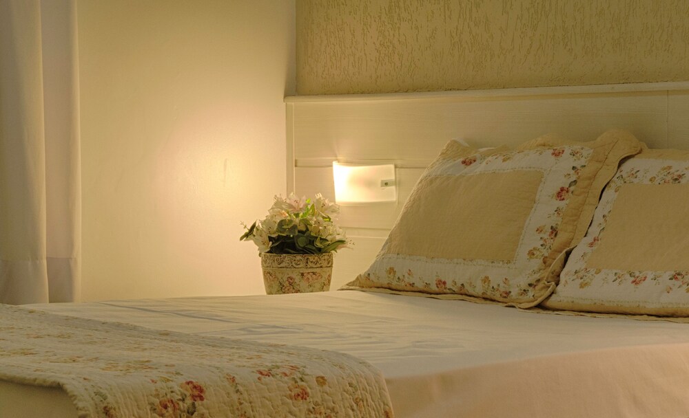 Real Hotel