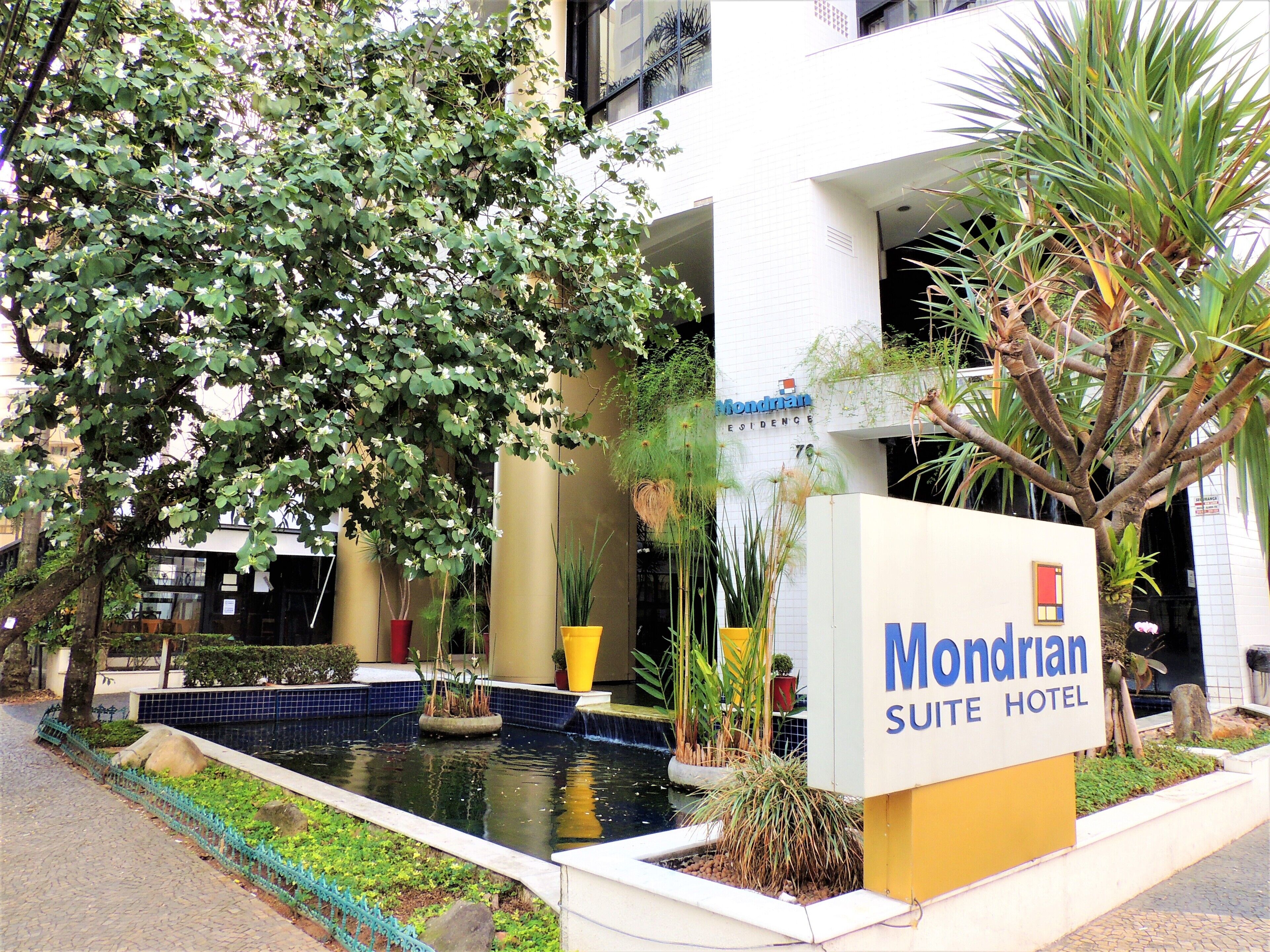 Mondrian Suite Hotel