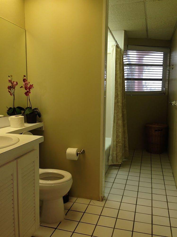 Butterfly Cottage by Living Easy Abaco