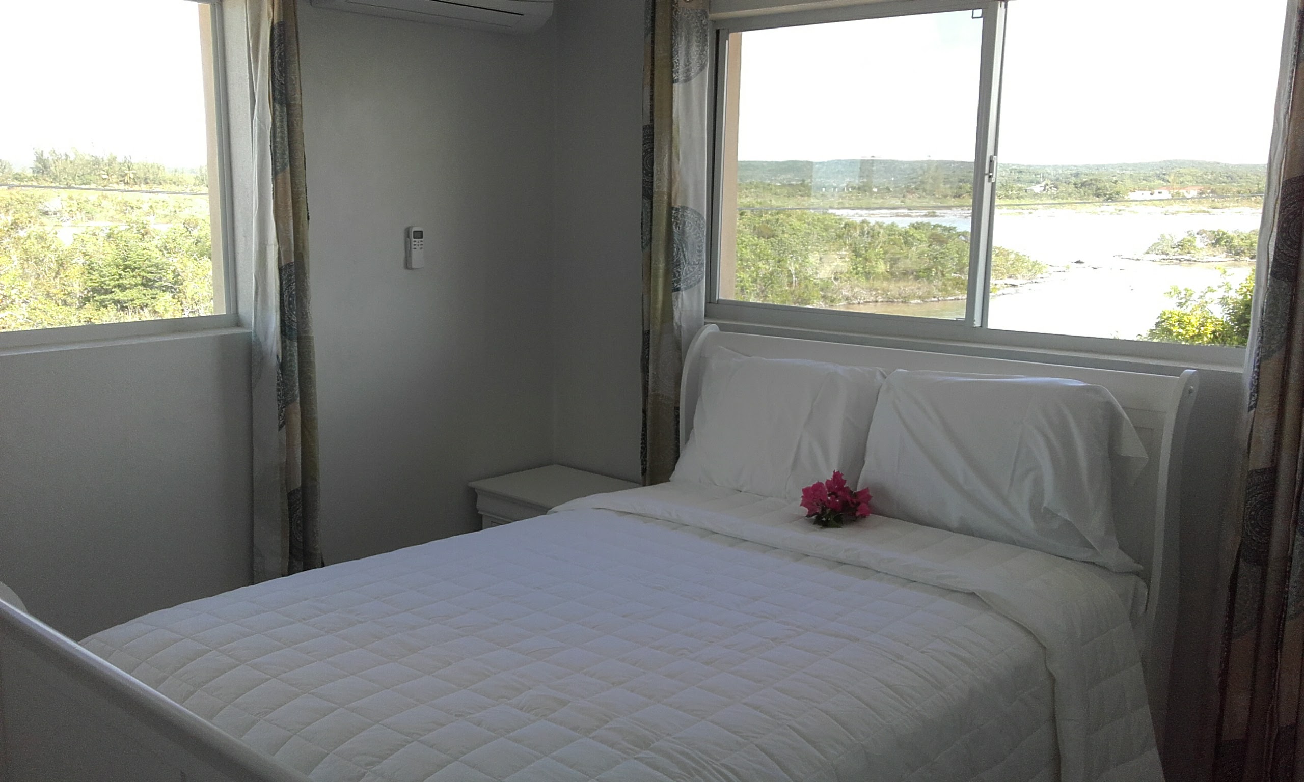 Fountain Bay Resort & Marina