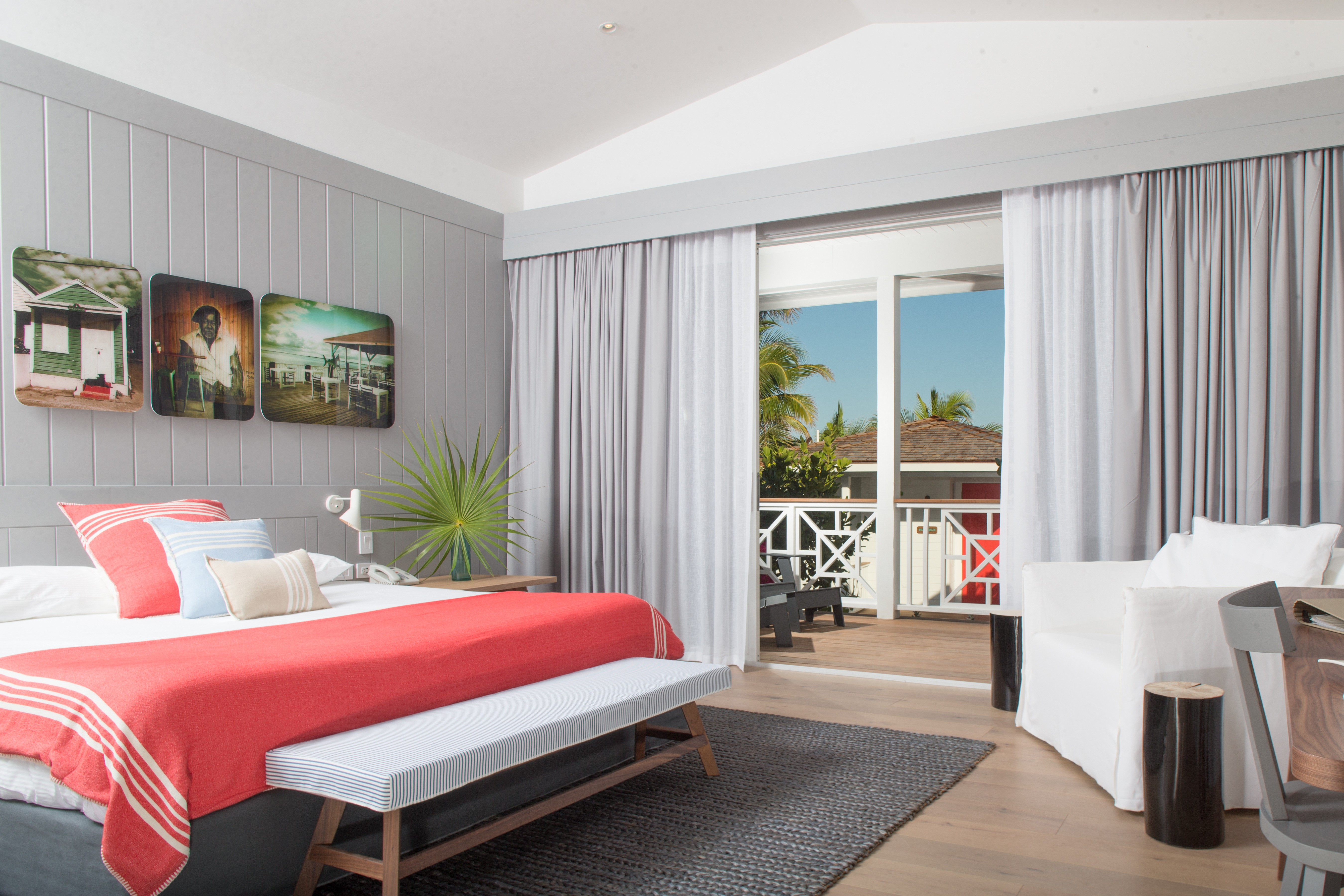 Coral Sands Hotel