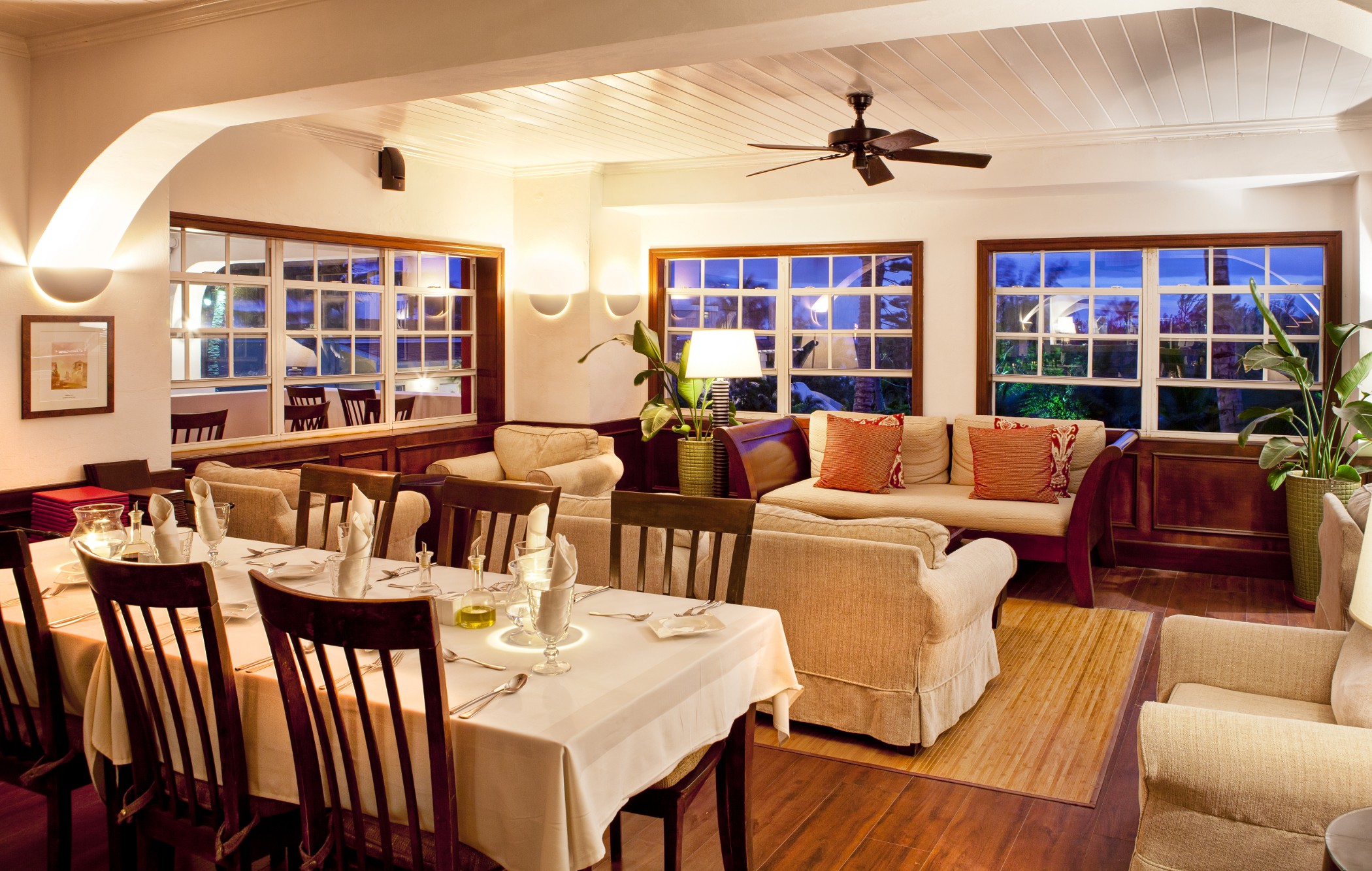 Coral Sands Hotel