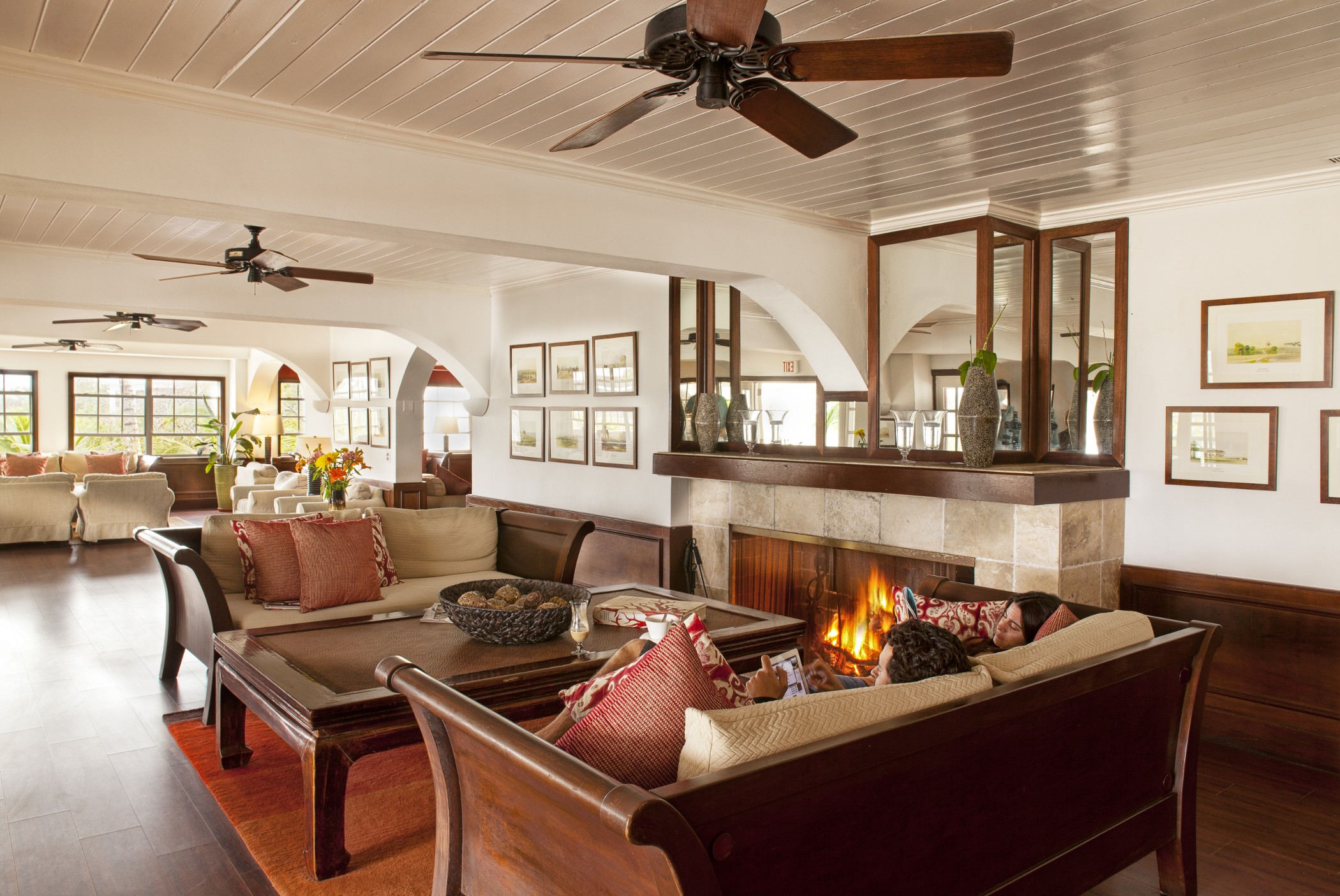 Coral Sands Hotel