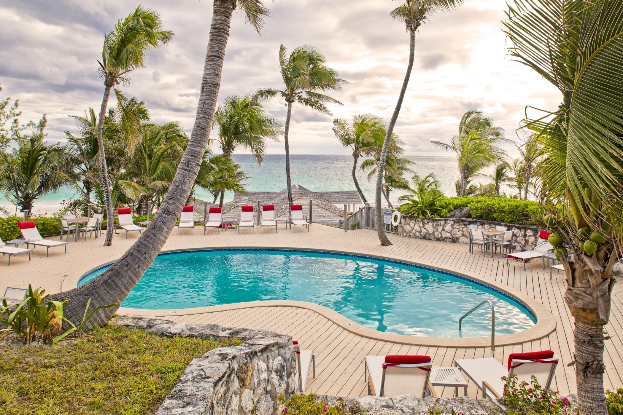 Coral Sands Hotel