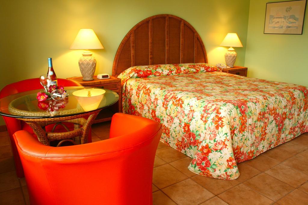 Sunrise Resort & Marina