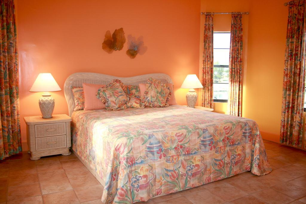 Sunrise Resort & Marina