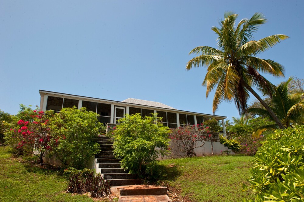 Allamanda House