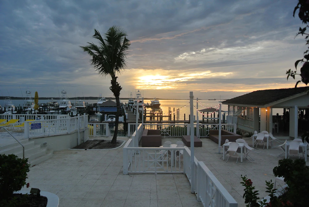 Romora Bay Resort and Marina