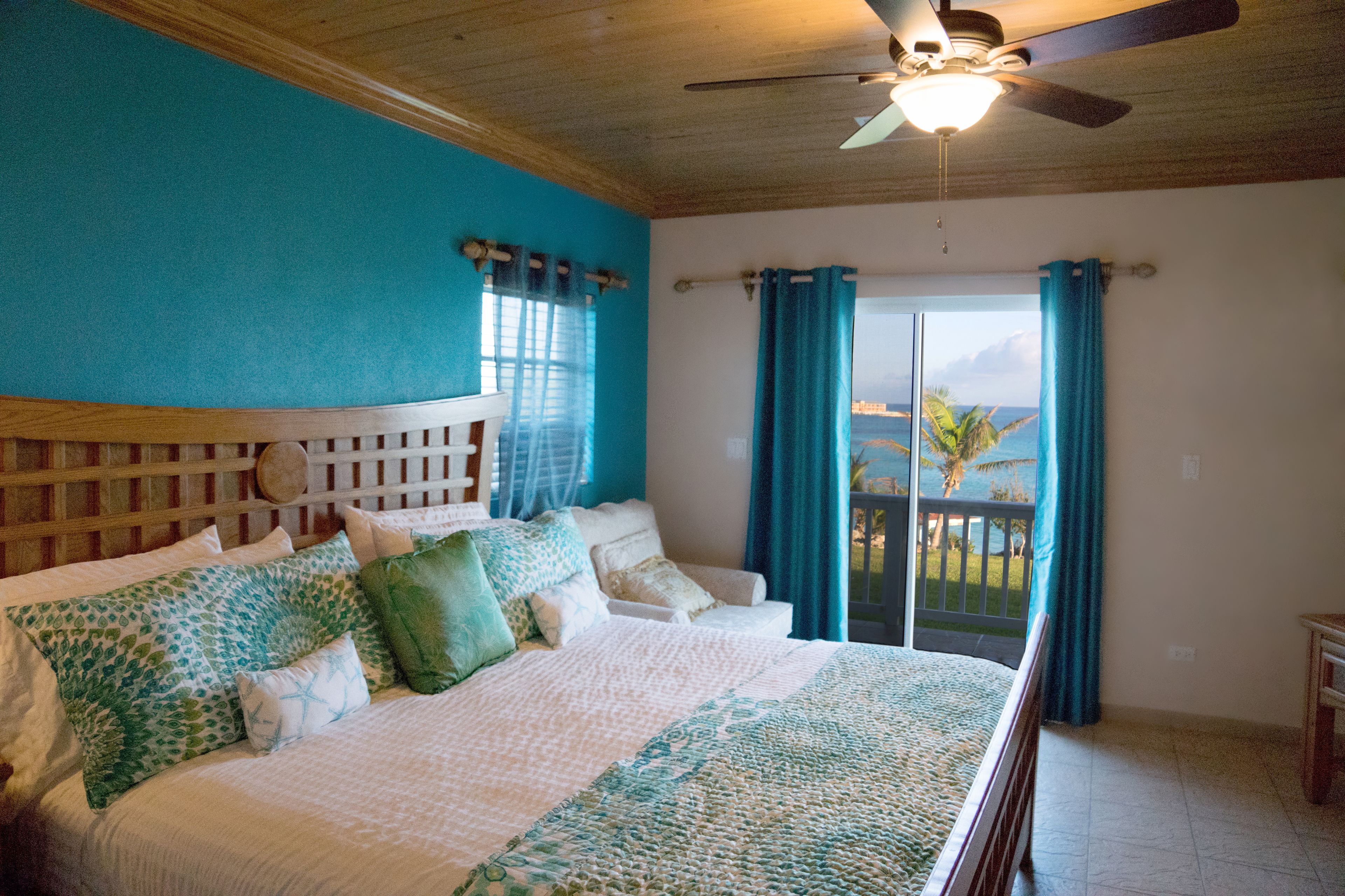 Gems At Paradise Resort