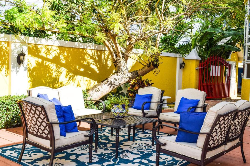 Brownstone Guesthouses
