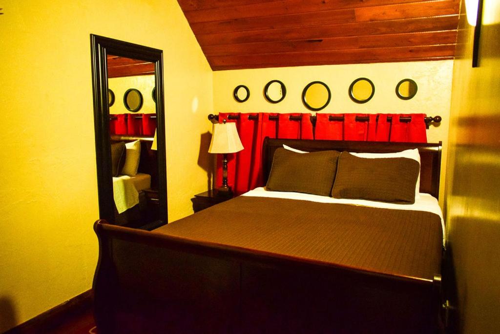 Brownstone Guesthouses
