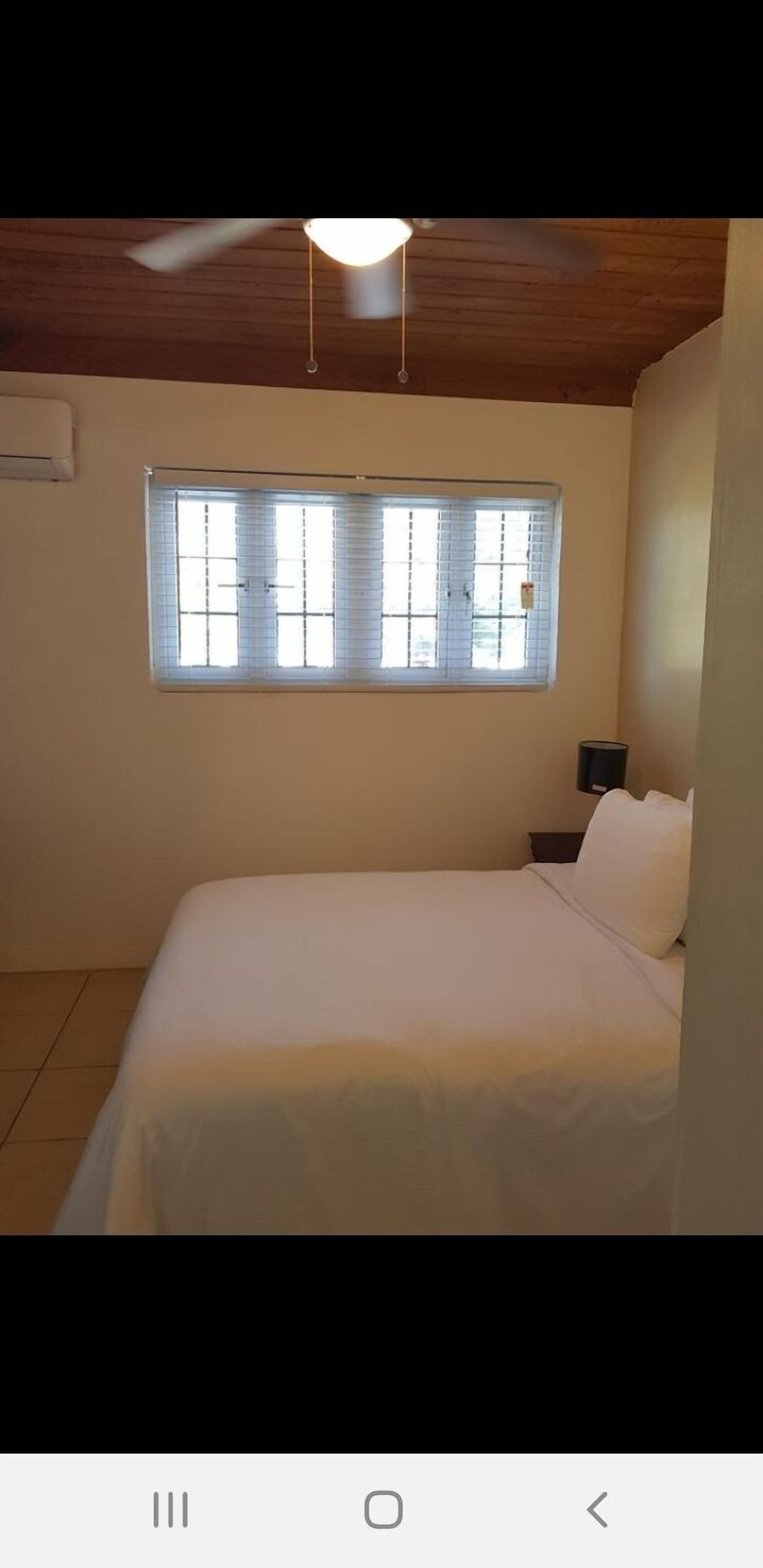 Golden Palm B & B