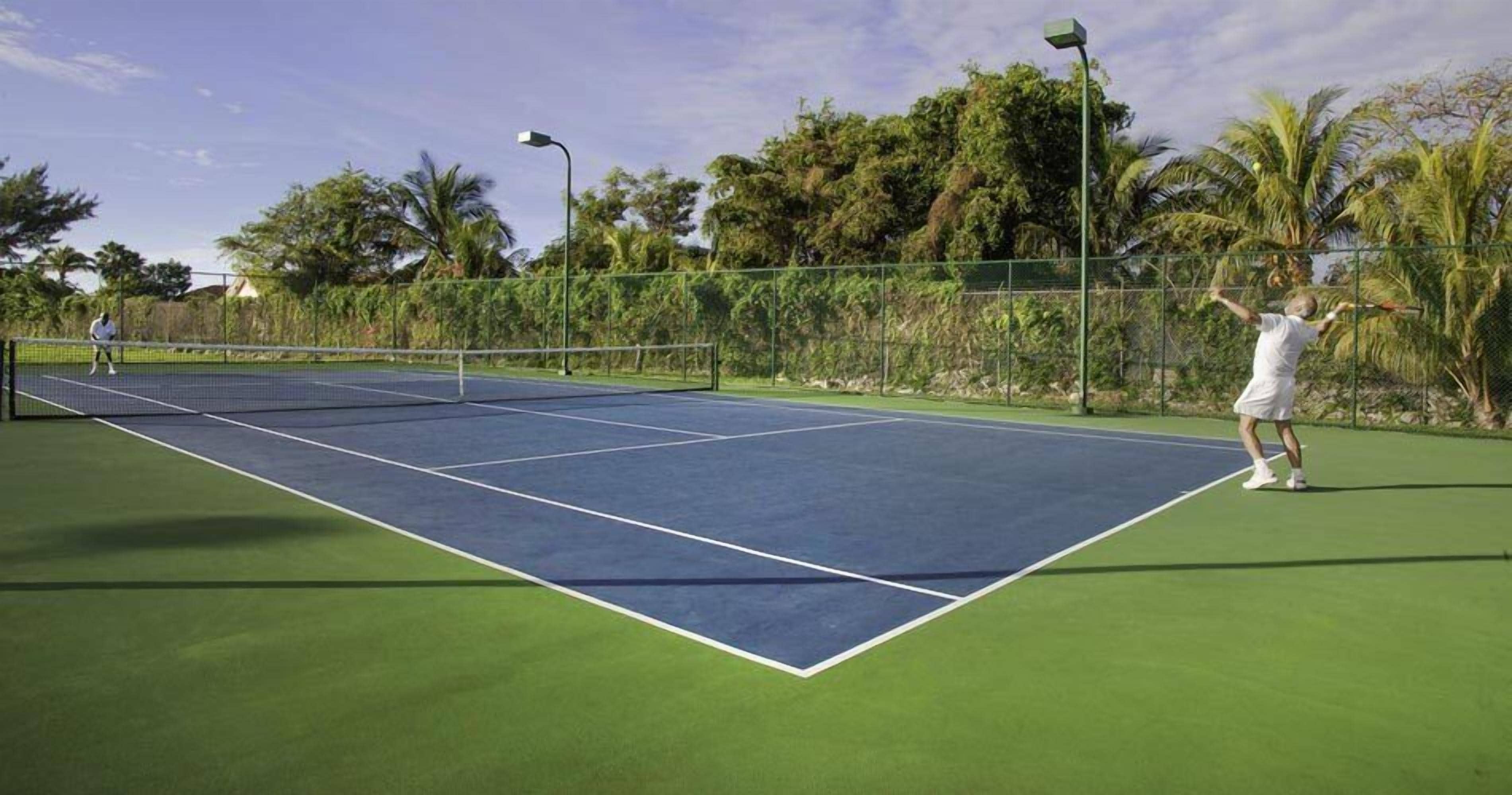 Palm Cay Marina & Beach Club