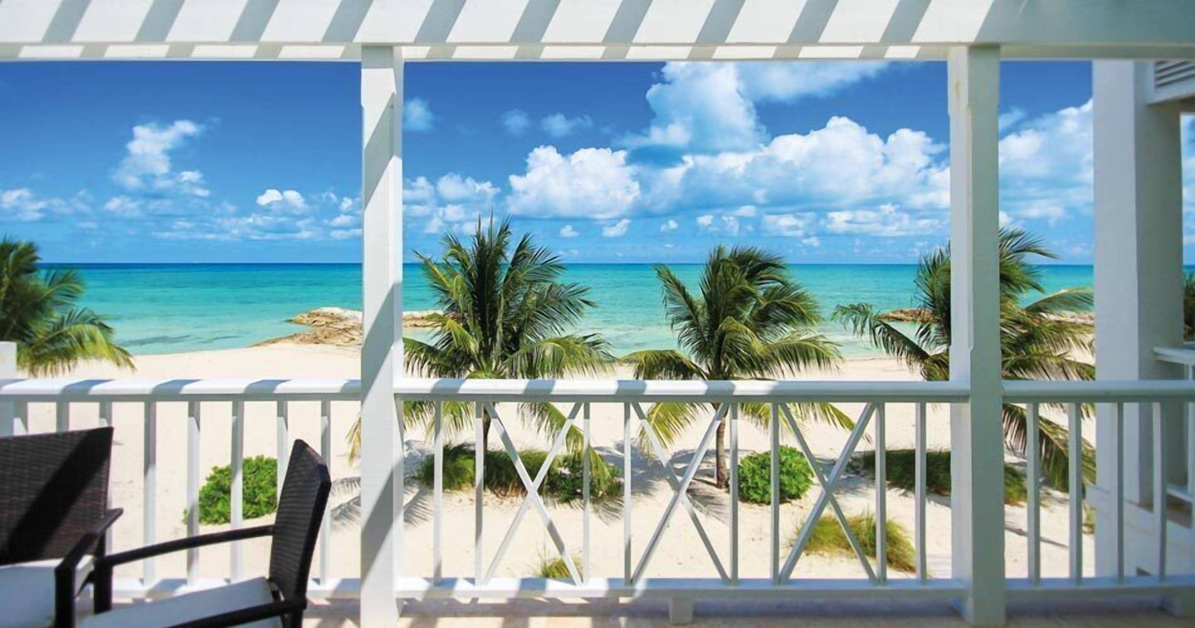 Palm Cay Marina & Beach Club