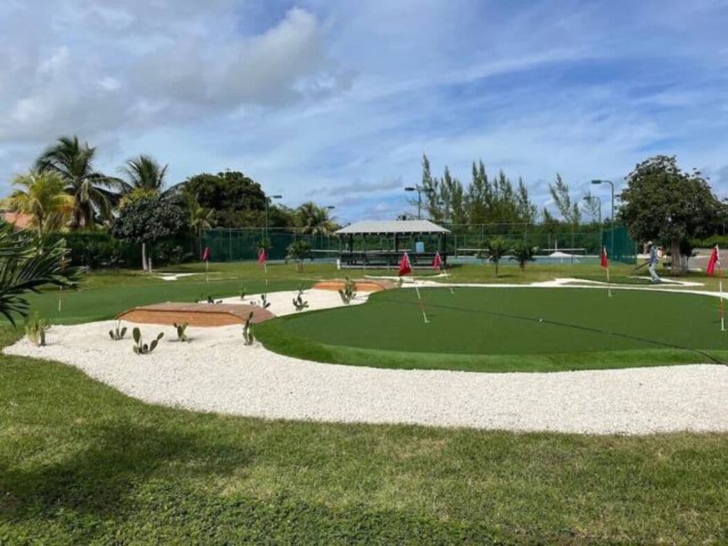 Palm Cay Marina & Beach Club