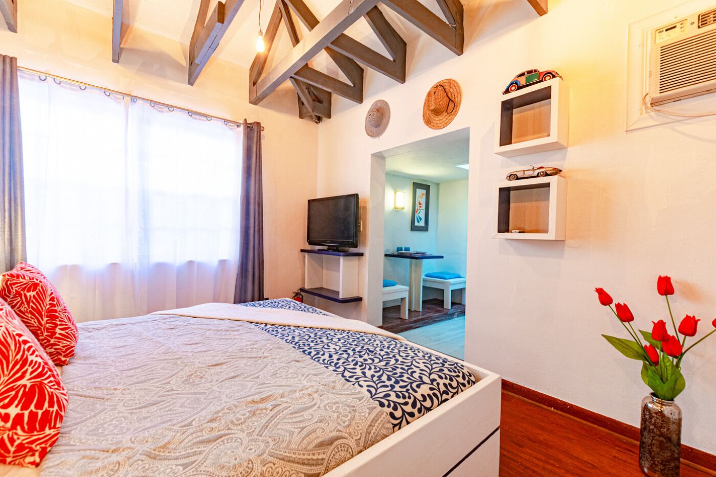 Parrot Cottage