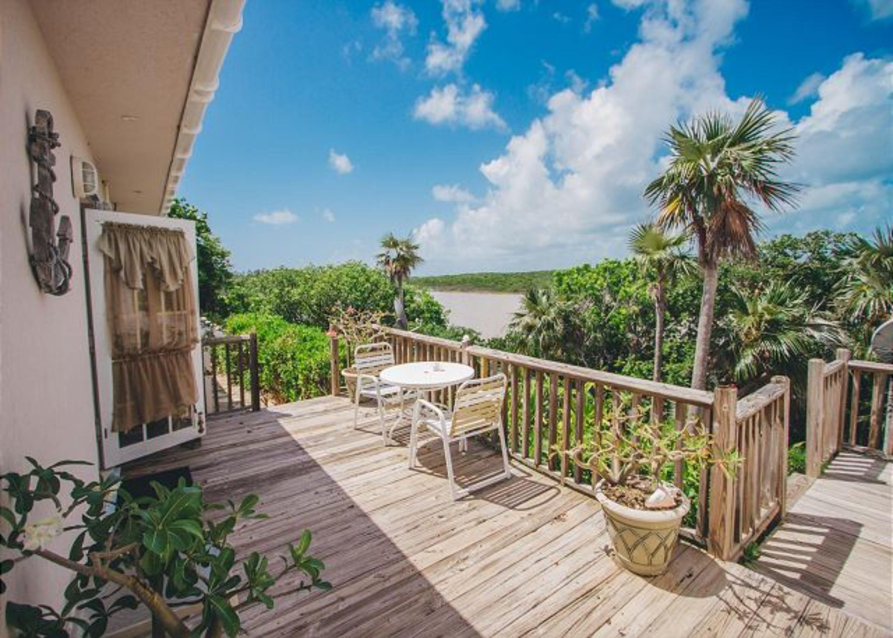 Palmetto Sunrise by Eleuthera Vacation Rentals
