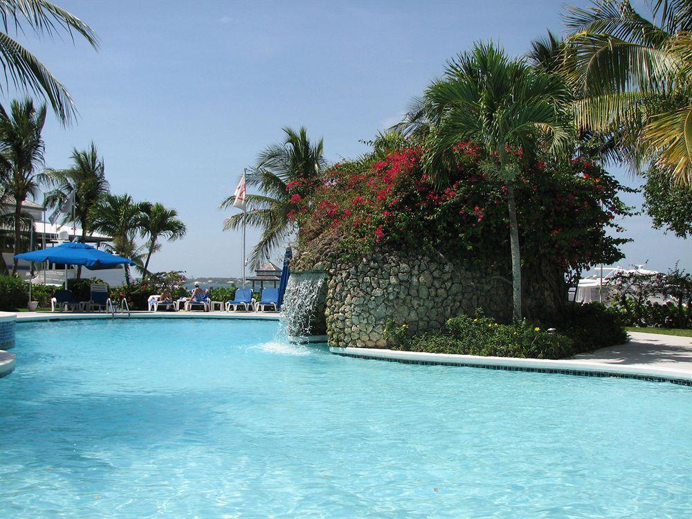 Paradise Harbour Club & Marina a Festiva Resort