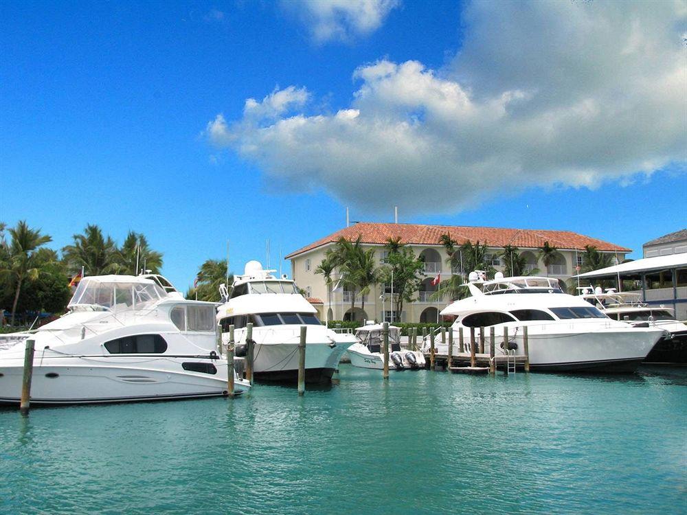Paradise Harbour Club & Marina a Festiva Resort