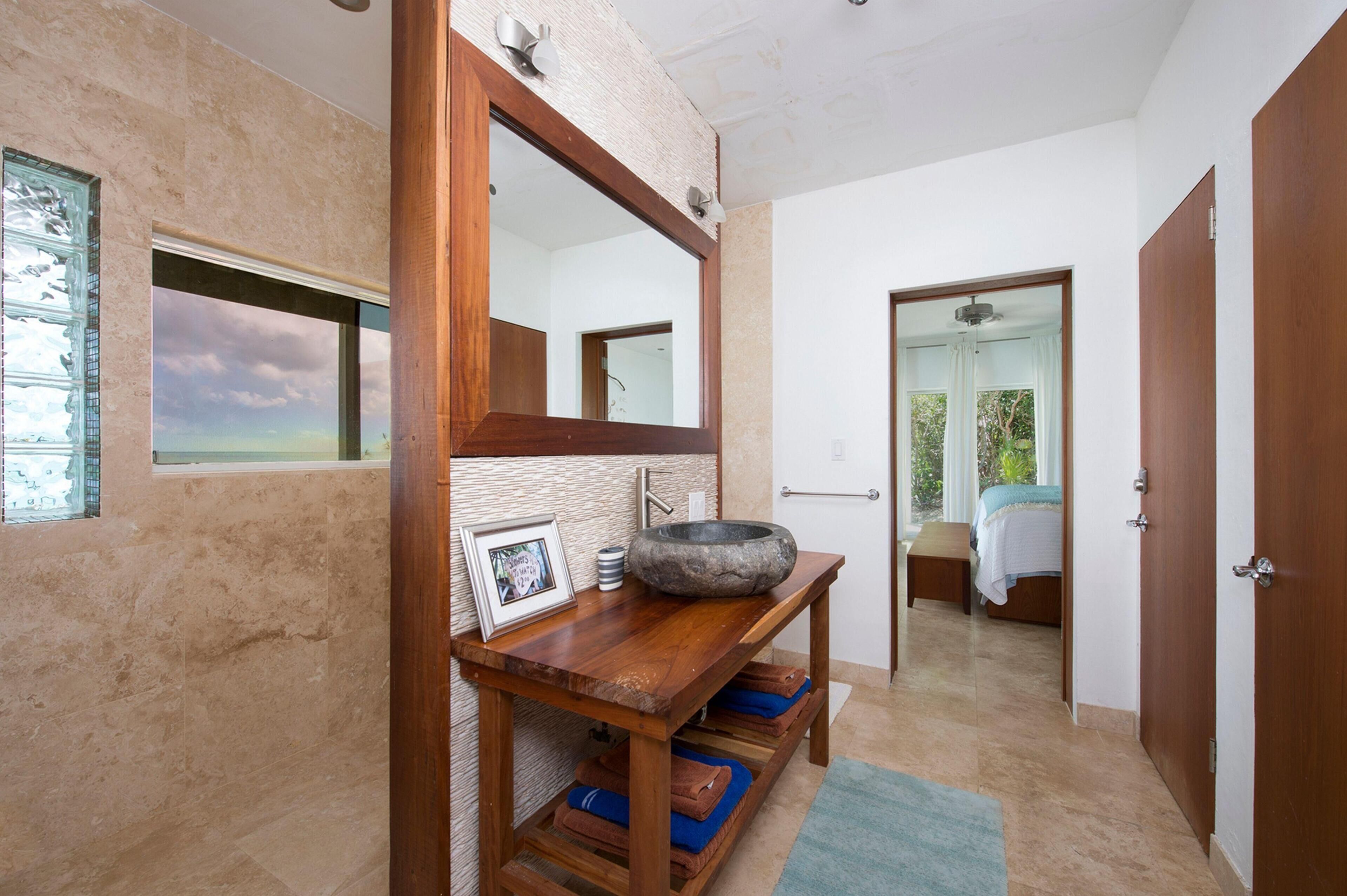 Touch of Class by Eleuthera Vacation Rentals