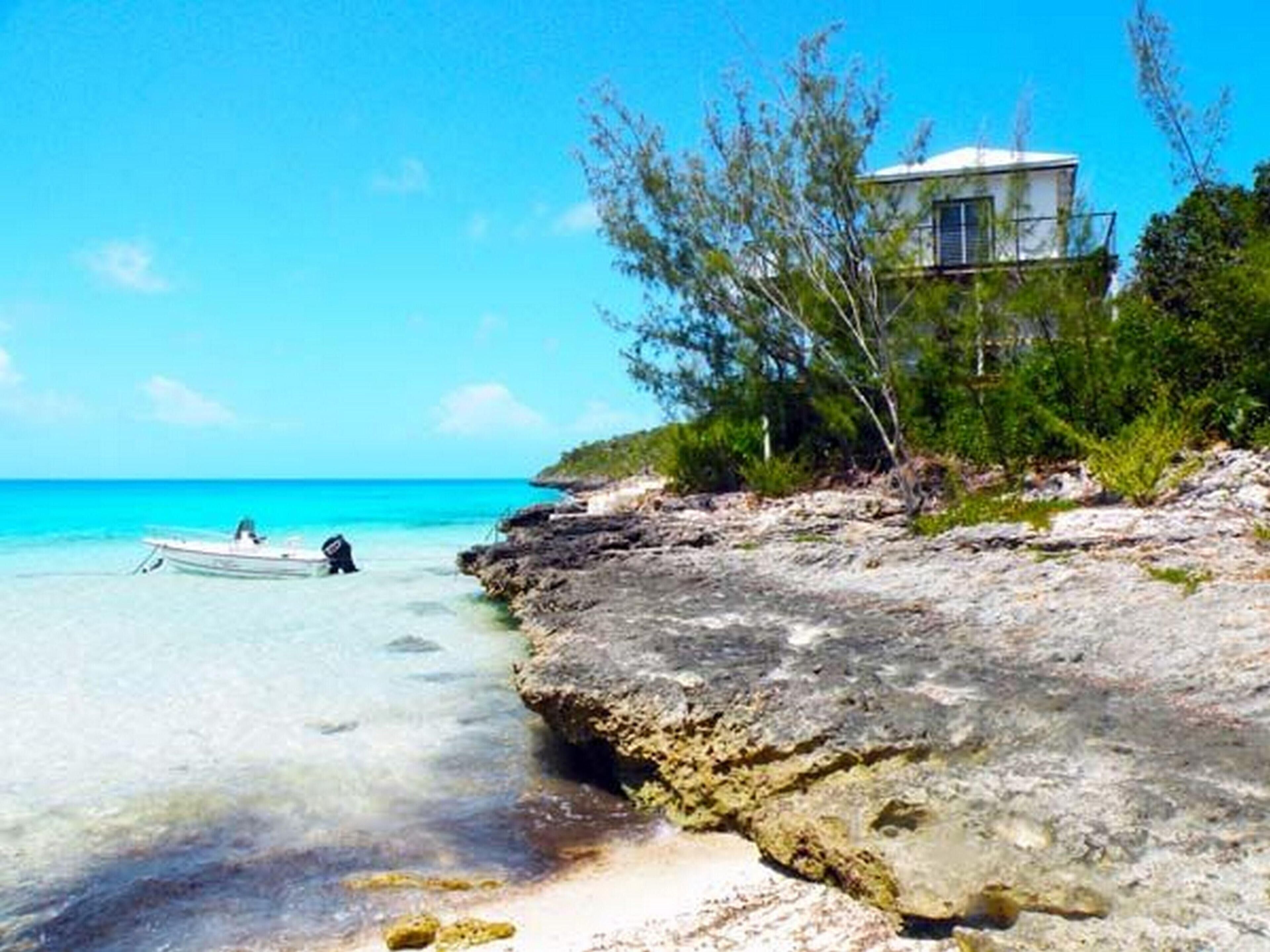 Touch of Class by Eleuthera Vacation Rentals