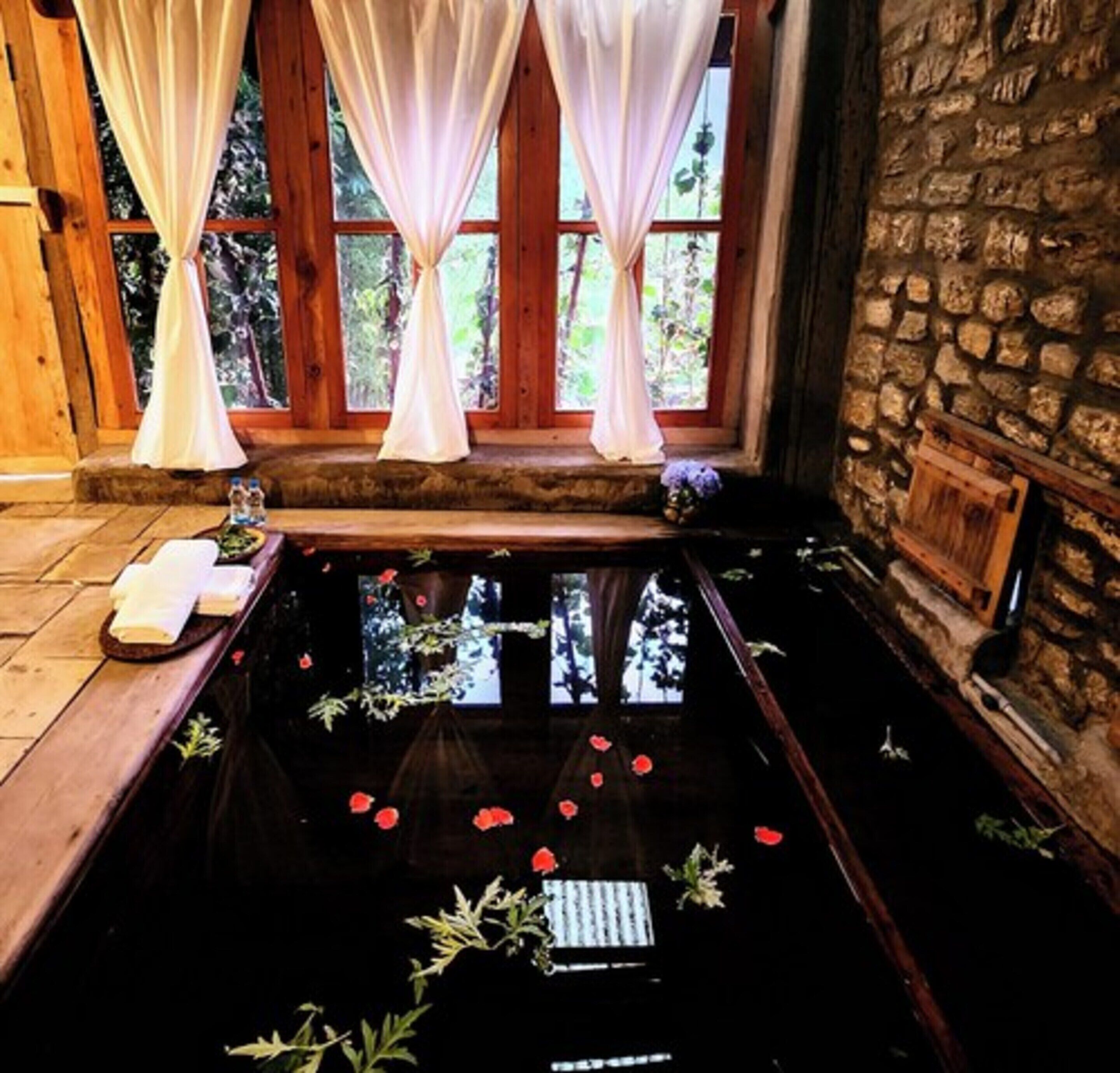 Tiger's Nest Resort