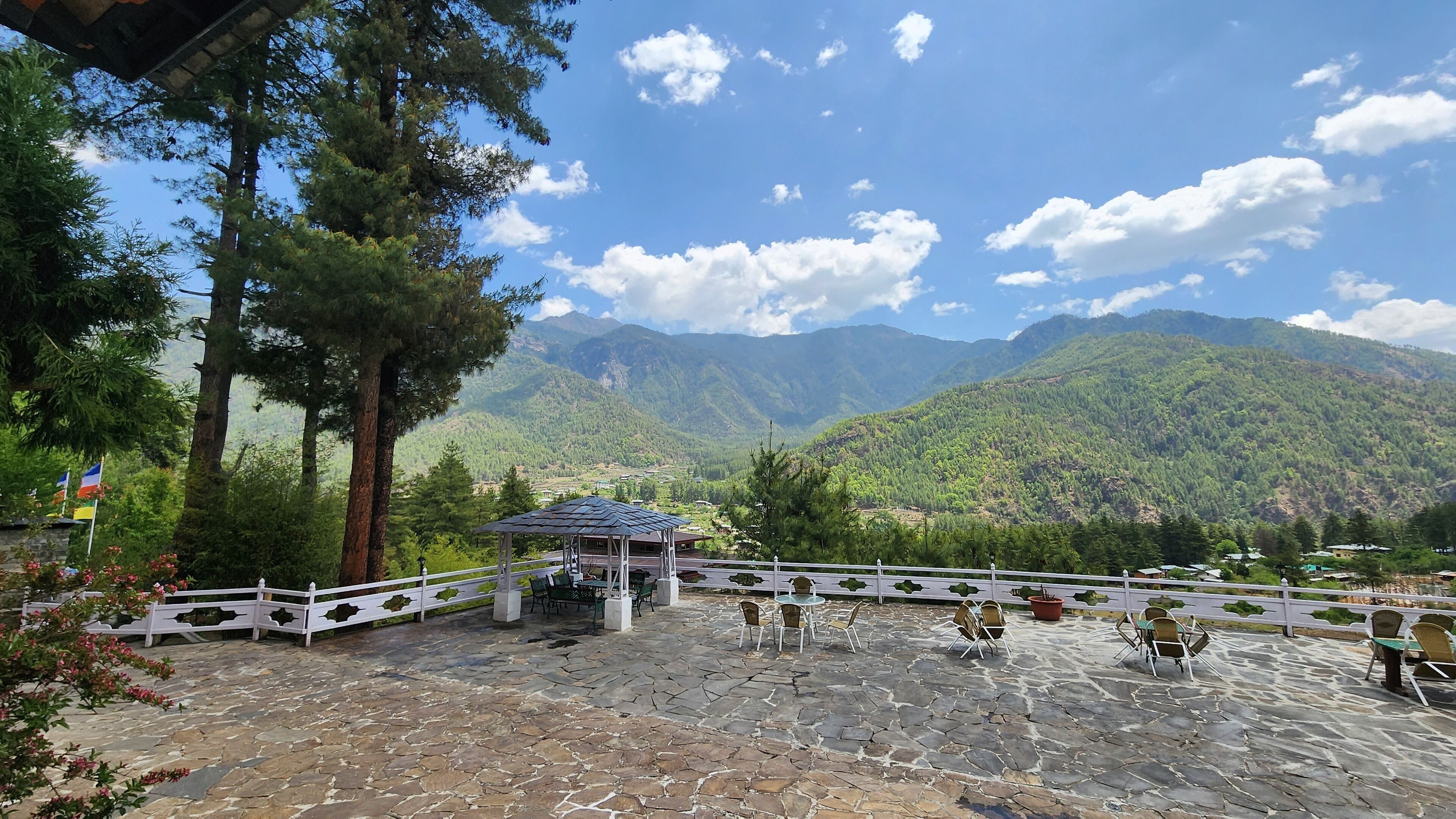 Tiger's Nest Resort