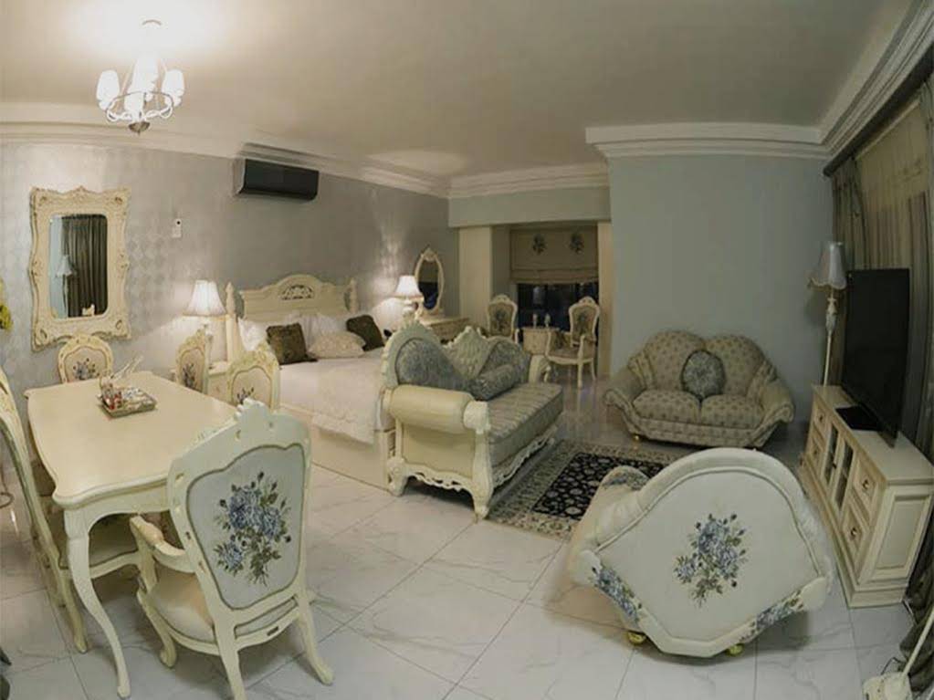 Elegant & Exclusive Boutique Guest House