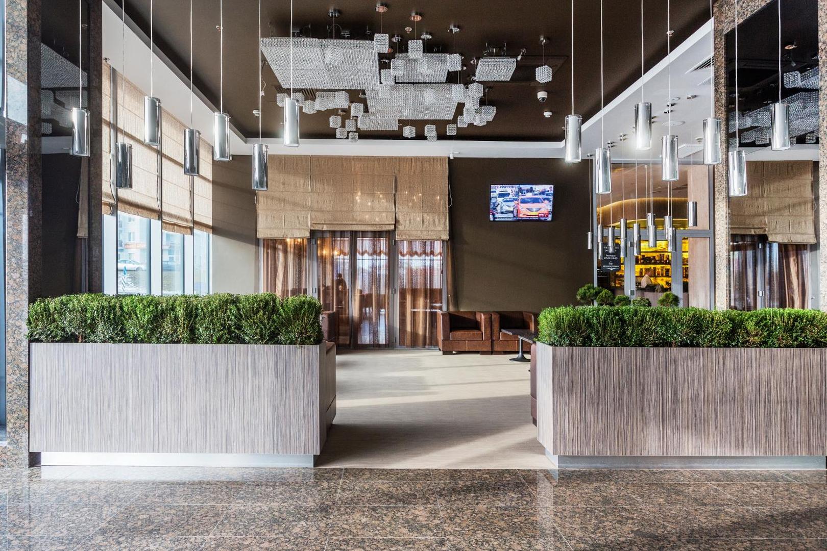 Green City Hotel