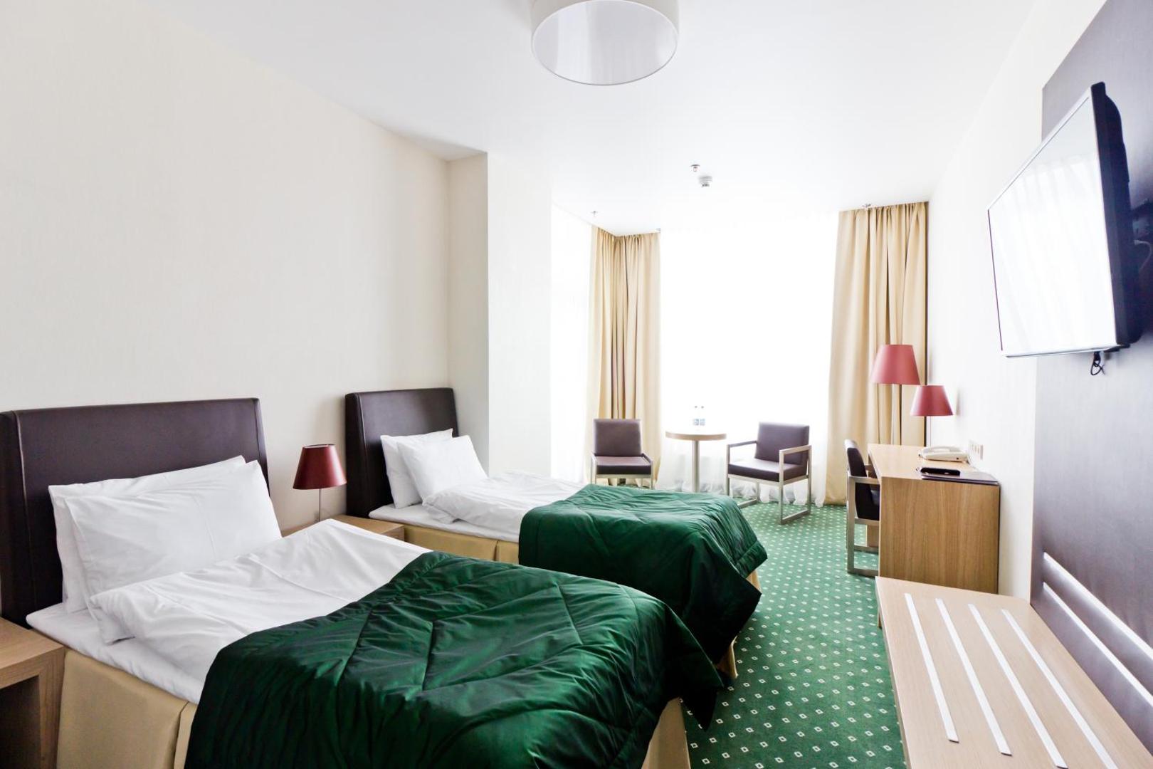 Green City Hotel