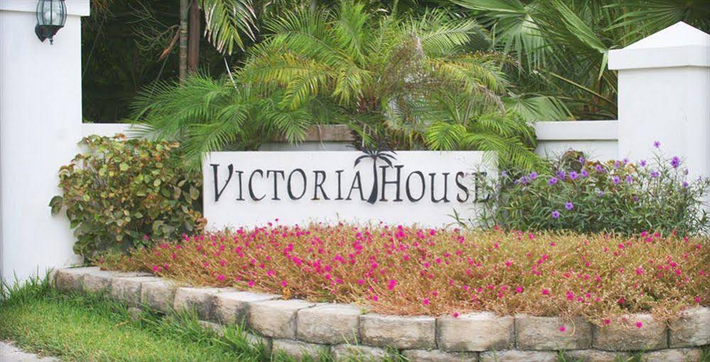 Victoria House Resort