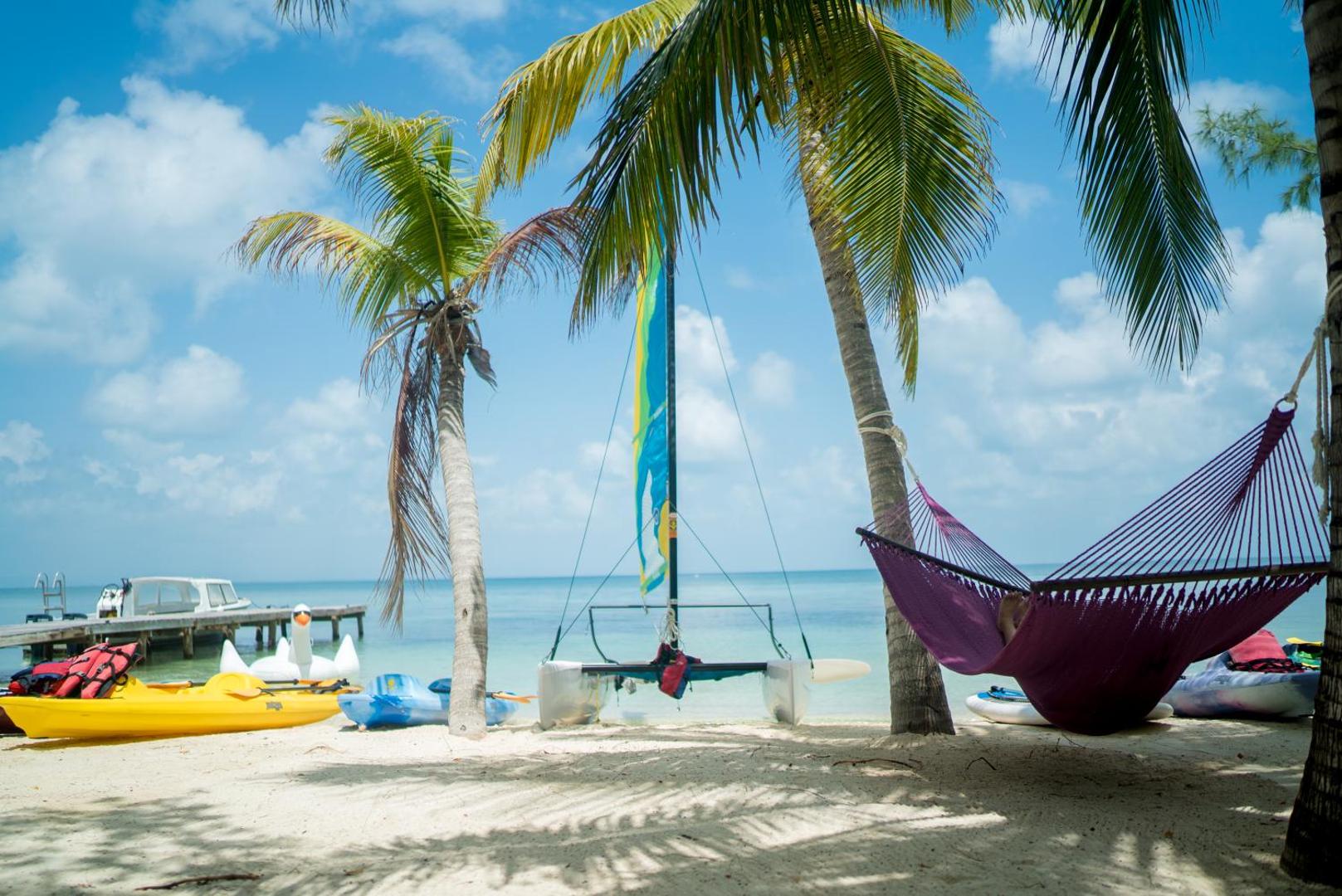 Thatch Caye, a Muy'Ono Resort
