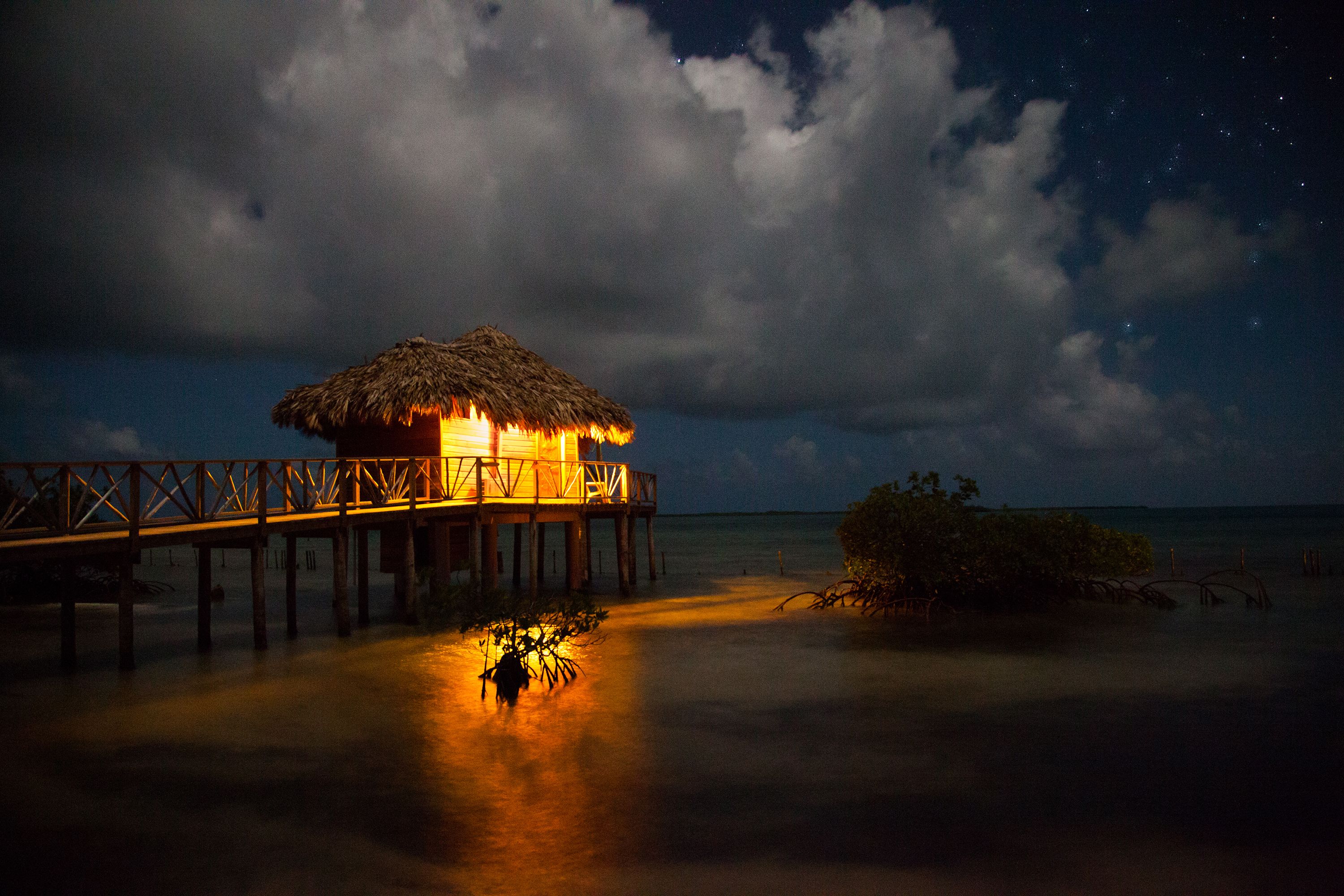 Thatch Caye, a Muy'Ono Resort