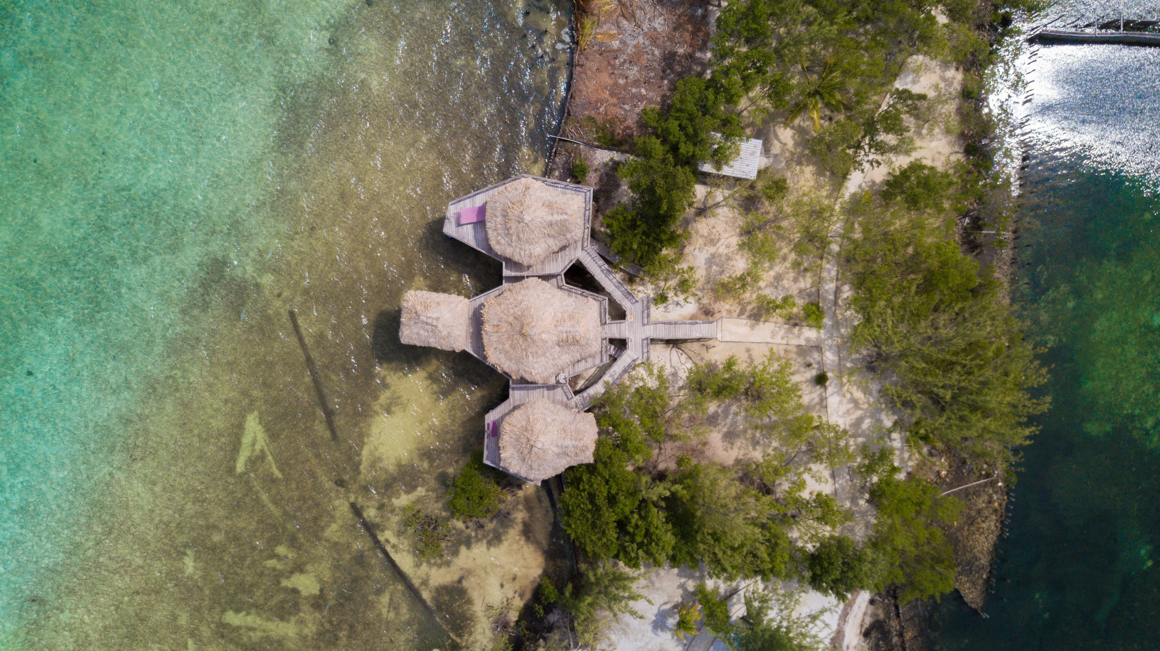 Thatch Caye, a Muy'Ono Resort